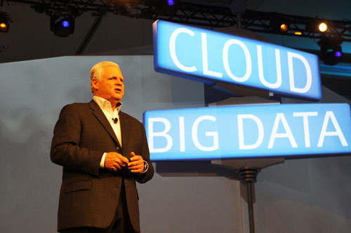 近兩年，大數(shù)據(jù)應(yīng)用突然爆炸，五彩繽紛的創(chuàng)意都變成現(xiàn)實(shí)