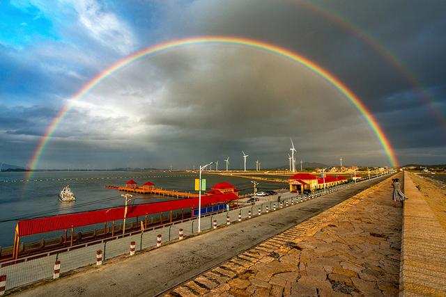 全國(guó)電力環(huán)保主題攝影大展在京展出