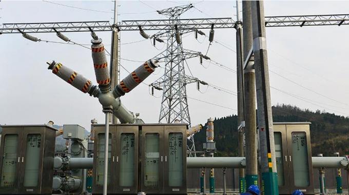 國網(wǎng)創(chuàng)優(yōu)示范工程成都三星110千伏變電站投運