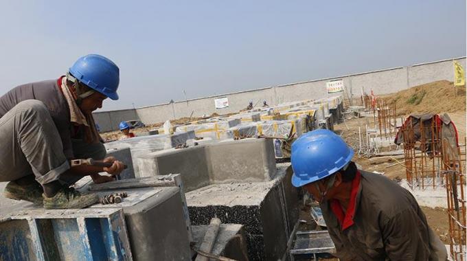 冒酷暑戰(zhàn)高溫加快推進220千伏袁家變電站建設