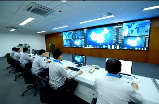 政府支持、專家肯定、品牌給力！2018分布式光伏市場(chǎng)繼續(xù)火爆！