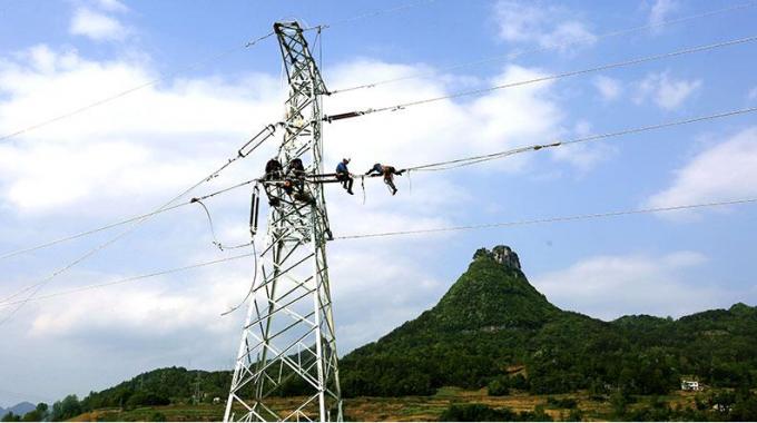 節(jié)日?qǐng)?jiān)守工地建設(shè)