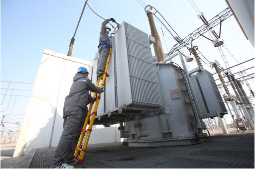 冀北檢修公司:設(shè)備檢修