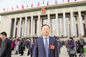 國網(wǎng)兩會代表話說能源結(jié)構(gòu)轉(zhuǎn)型 關(guān)注特高壓建設(shè) 、電力輸送及電改（附圖）