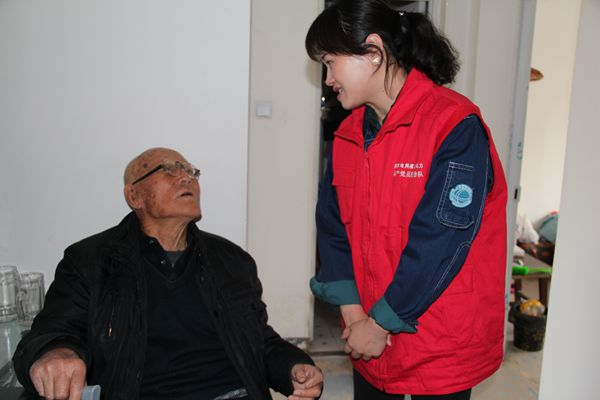 寧夏電力各基層單位組織開展學(xué)雷鋒活動