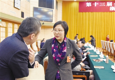 開展河長制立法 進(jìn)一步推動水污染防治 ——專訪全國人大代表、浙江省環(huán)保廳廳長方敏