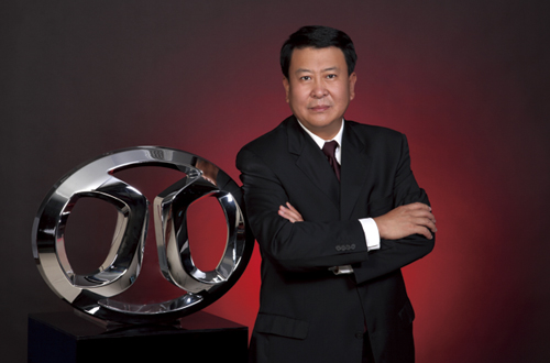  兩會(huì)代表議新能源汽車增長的“絆腳石”  推動(dòng)新能源汽車產(chǎn)業(yè)發(fā)展