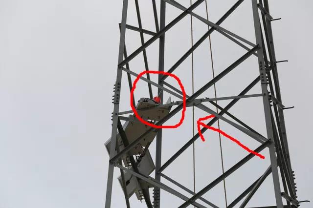 線路上裝了高清“電子眼”，專拍違章施工的你~