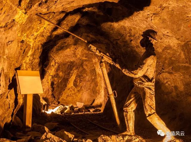 2017年全球鈷產(chǎn)量11.4萬噸 供給端分析鈷業(yè)行情