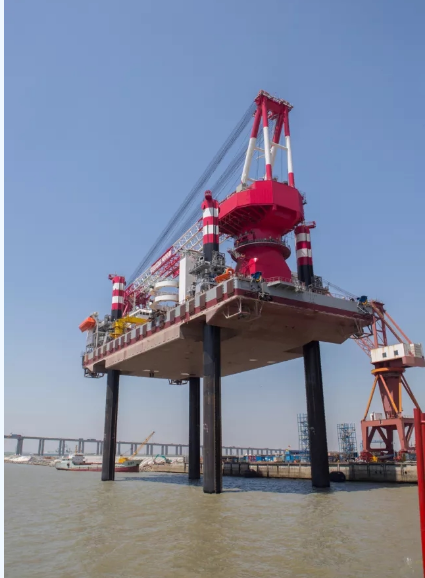 世界最大風(fēng)電安裝平臺順利完成全程抬升試驗