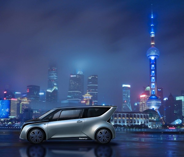 牽手紅旗 漢能太陽能汽車會更進(jìn)一步嗎？