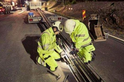 無線充電革命正悄悄萌芽 充電樁能否保其身？