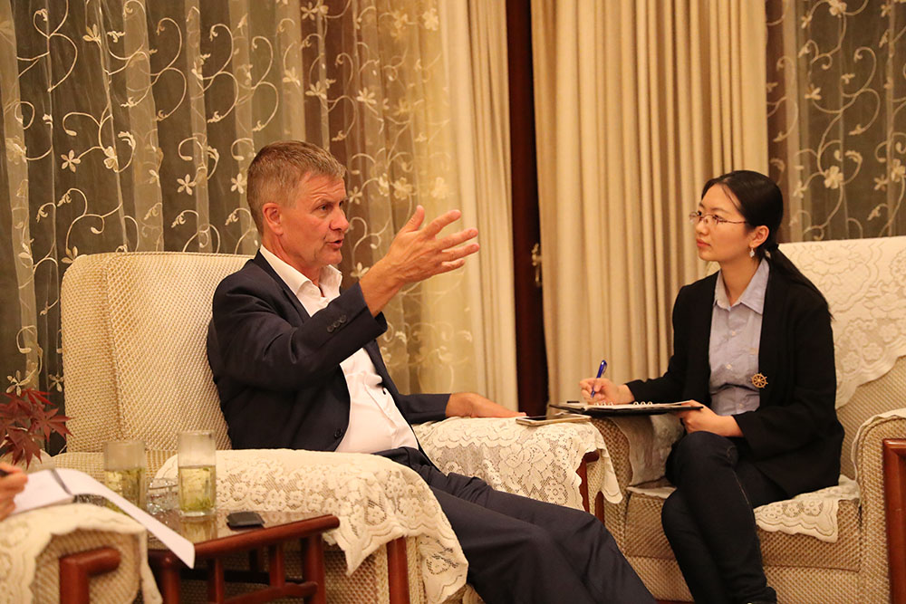 聯(lián)合國副秘書長索爾海姆接受本報專訪，力挺中國“洋垃圾”禁令