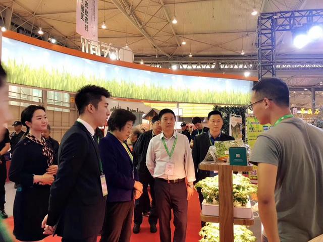 “互聯(lián)網(wǎng)+”農(nóng)業(yè)模式齊聚成都農(nóng)博會(huì)，尚作有機(jī)產(chǎn)品成焦點(diǎn)