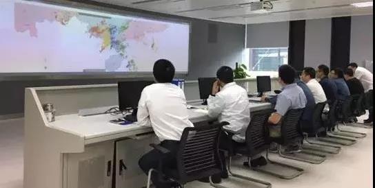 你好，南方電網科學家！