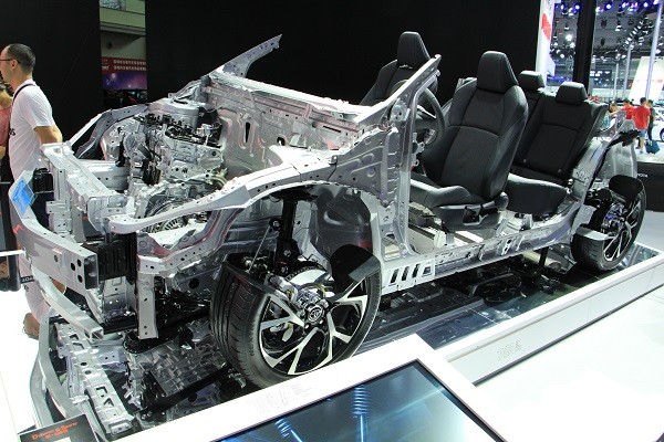 日本氫燃料電池汽車為何快人一步？