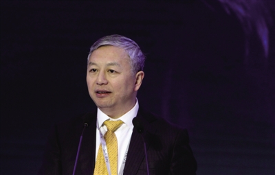 蔣大龍：國能汽車不走尋常路，選擇智能電力公路方案（高管訪談）