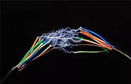 電動(dòng)車的動(dòng)力電池 和我的iPhone X有啥區(qū)別