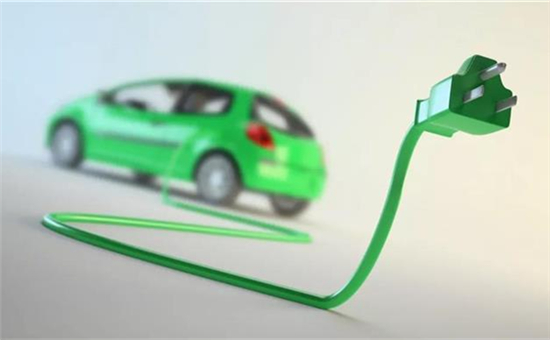 電動(dòng)車市半年考：“占號(hào)車”成為棄子，插混風(fēng)頭正勁