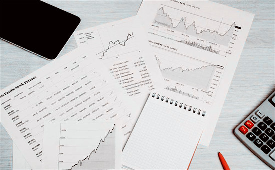 全球布局 深度合作 動力電池產(chǎn)業(yè)發(fā)展態(tài)勢研究報(bào)告