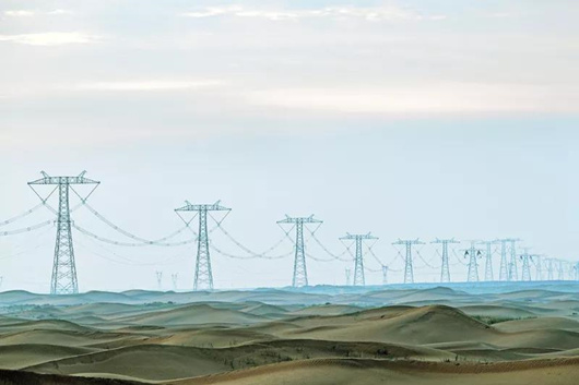 中央紀(jì)委國家監(jiān)委網(wǎng)站首頁刊發(fā)長(zhǎng)篇通訊《特高壓：打造電力輸送“超級(jí)動(dòng)脈”》