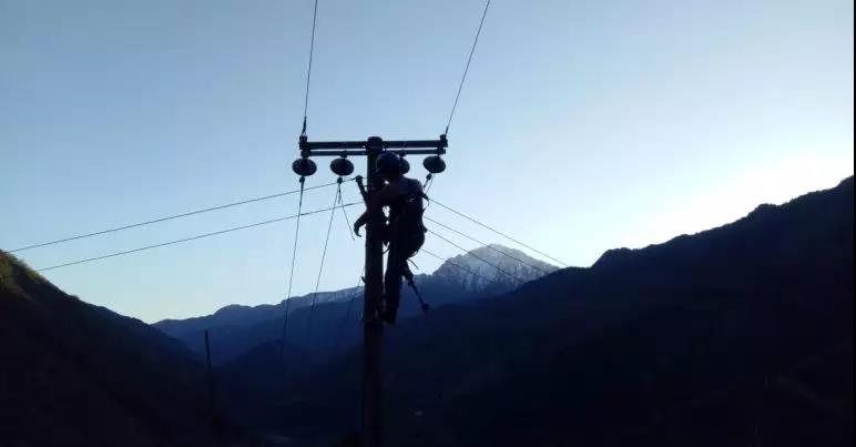 獨(dú)龍江供電所：有一種信仰叫情懷